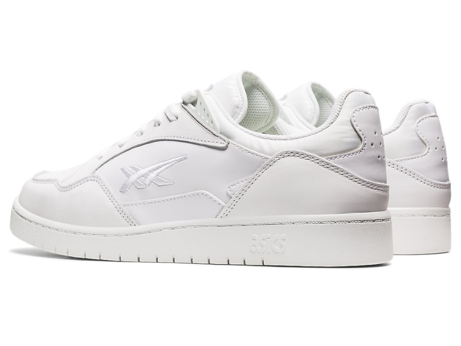 Asics White SKYCOURT